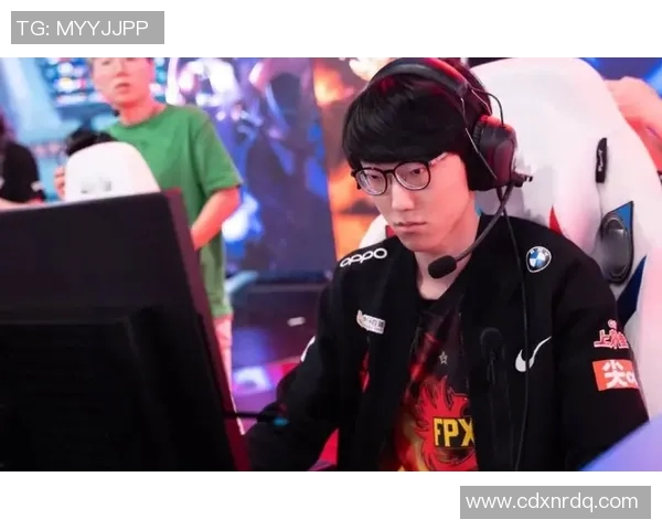 英雄联盟S15赛季FPX战队实力飙升创下新高引发热议